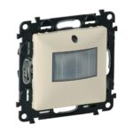 752270A Автоматичен ключ Valena Life, PIR, 120°, обхват 8м @ h=1.2м, LED ≤ 100W, без неутрала, крем, Legrand