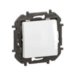 NP2110WH Еднополюсен ключ Niloe NEW, 10AX, автоматични клеми, бял, Legrand