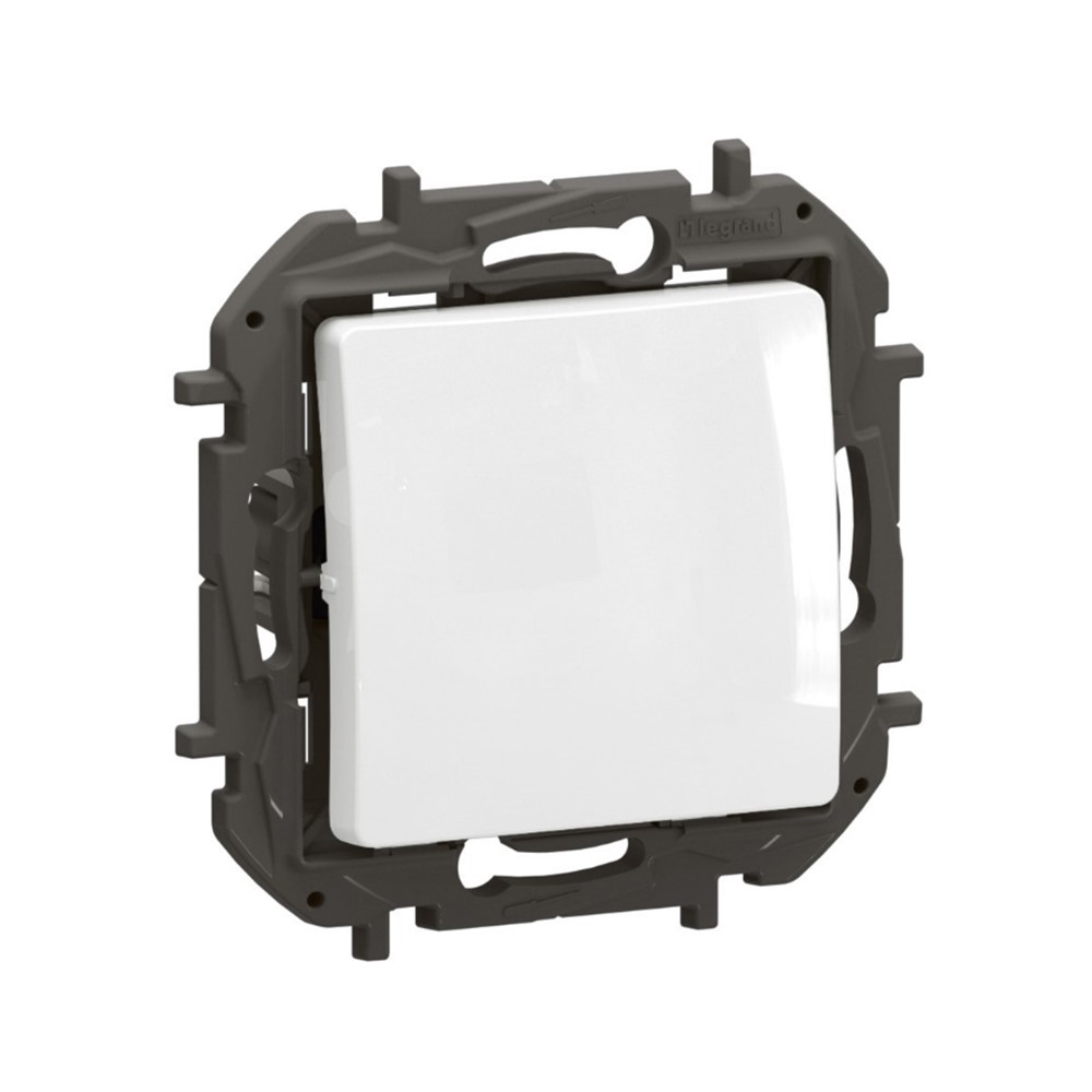 NP2310WH.small NP2310WH Бутон Niloe NEW, 6 A - 250 VA, бял, Legrand - Image 1