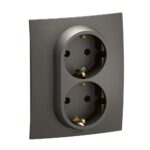 NP3131MG Двоен контакт Schuko с рамка Niloe NEW, 2P+E, без детска защита, сив, Legrand