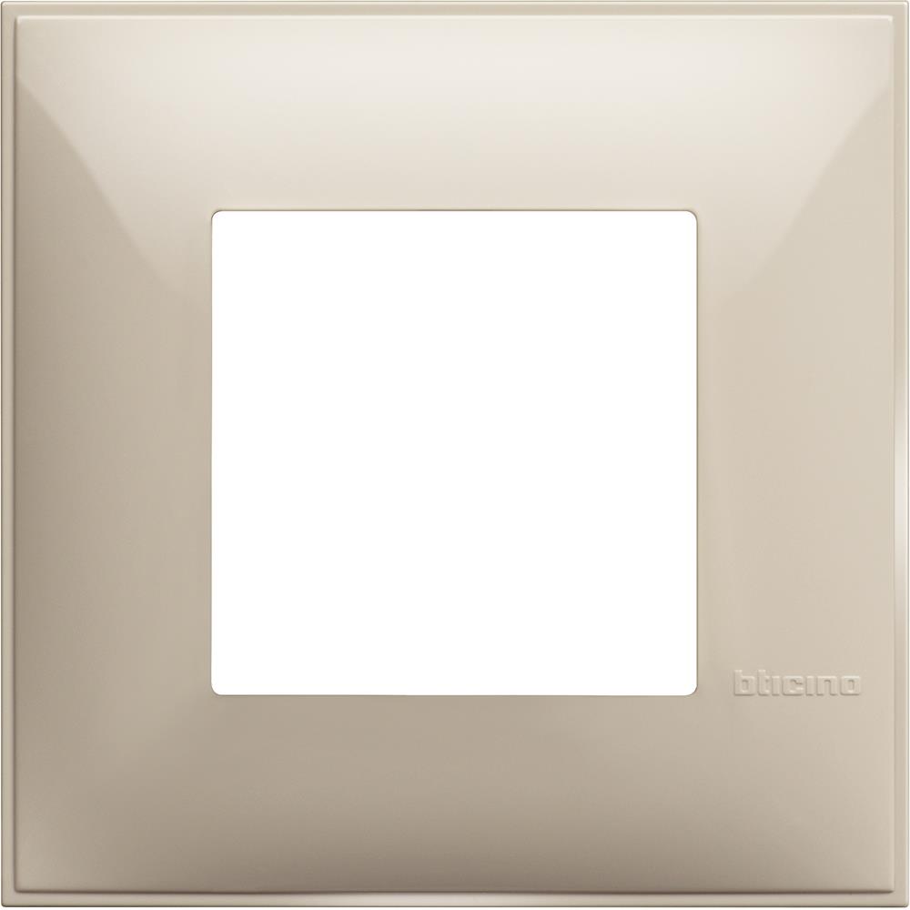 R4802CR.small R4802CR Декоративна рамка 2М Крем Bticino Classia - Image 1